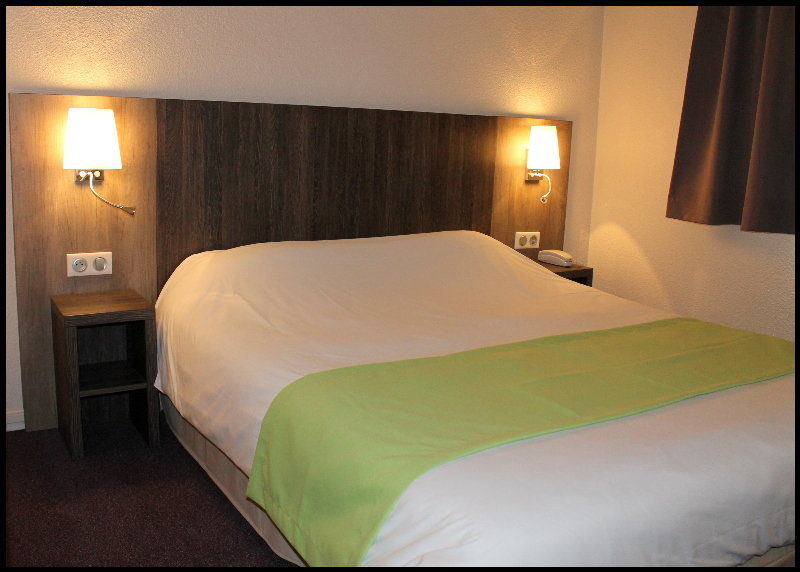 Comfort Hotel Toulouse Sud Ramonville-Saint-Agne Room photo